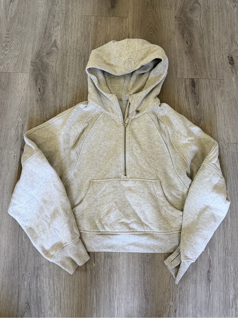 lululemon cropped scuba